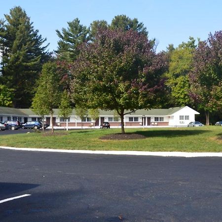 The Minuteman Inn Acton Concord Littleton Exterior photo
